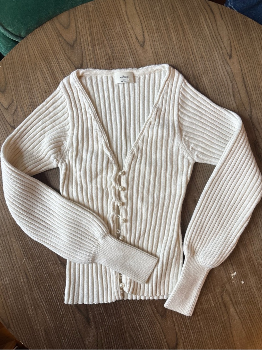 Wool Blend Wilfred Cream Ribbed V-Neck Pearl Cardigan